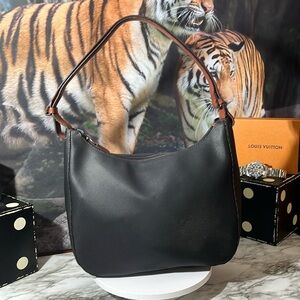 BOTTEGA VENETA Vintage Luxury Marco Polo shoulder bag Made In Italy 🇮🇹